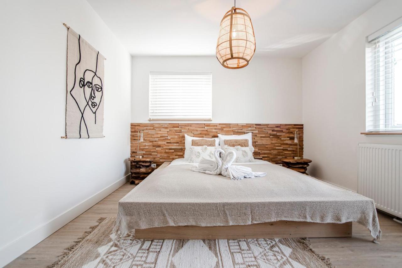 Marley'S Beachhouse - Luxury Guest Room With Balcony Zandvoort Exteriör bild
